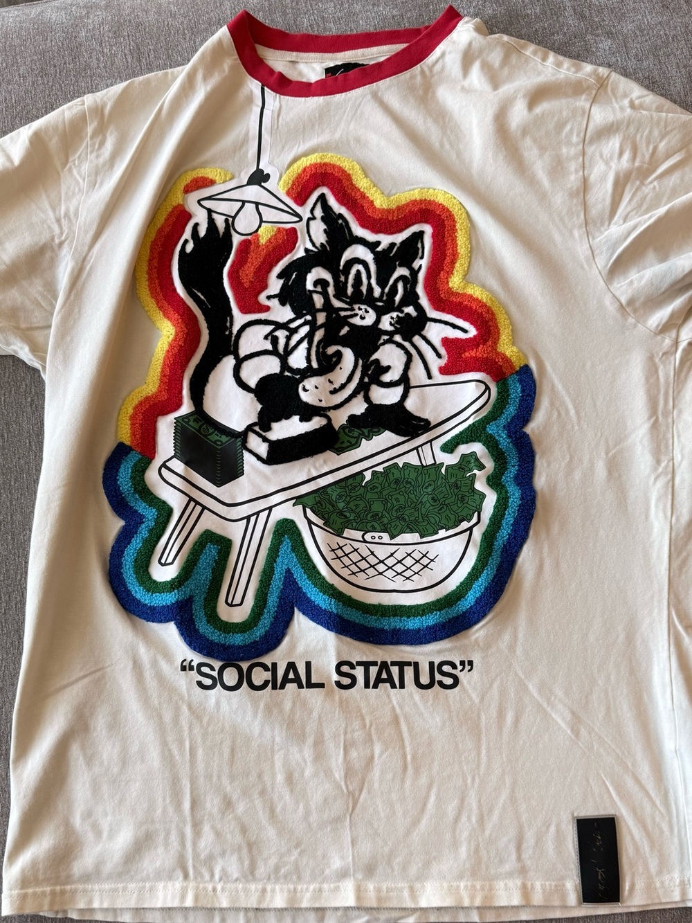 Frost Social Status Graphic Cat Tee — White with Rainbow Trim (XL)